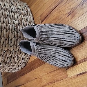 Beige Vince Camuto Booties - 9